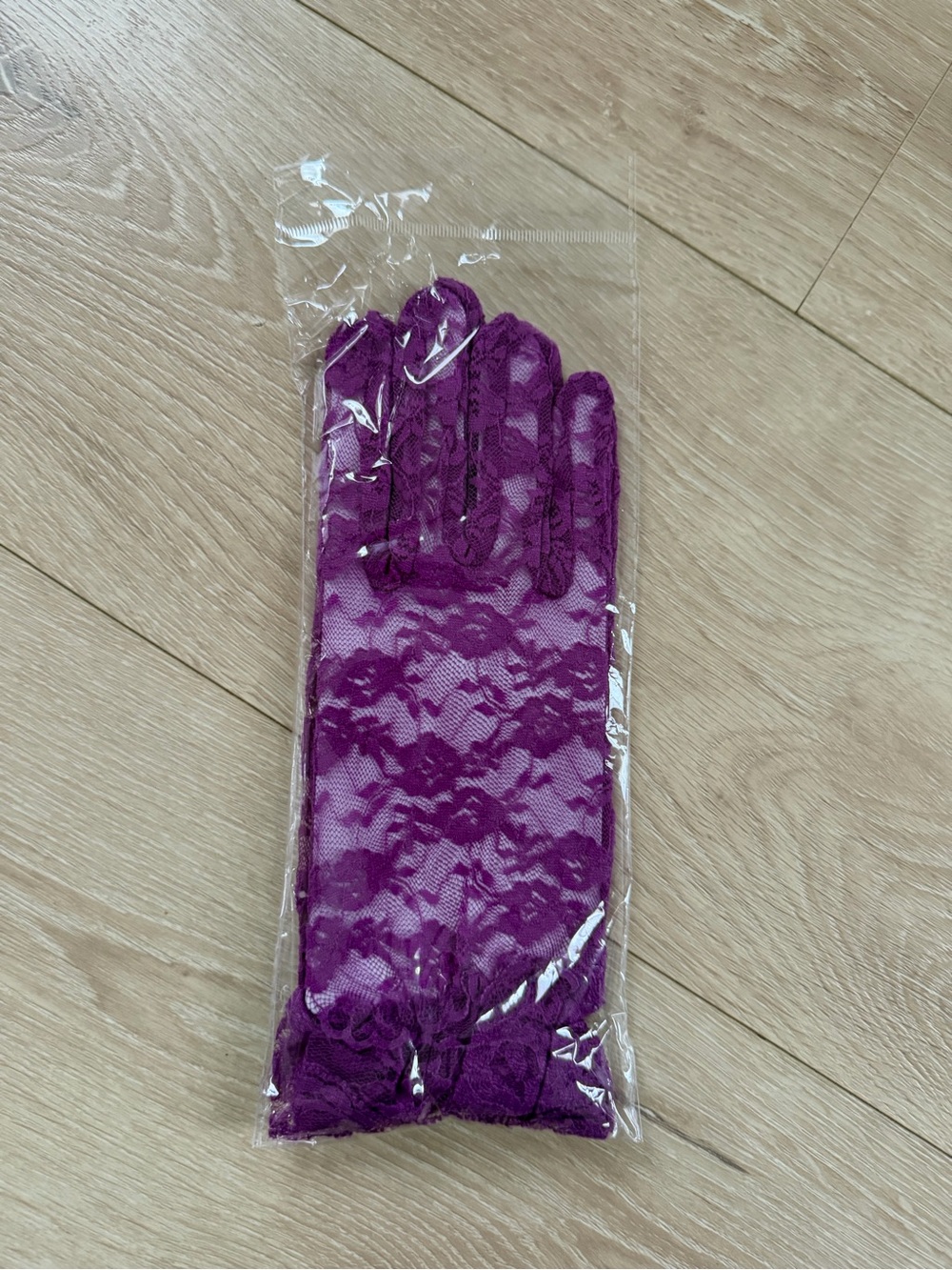 Women's Purple Lace Dress Gloves - Delicate Floral Design